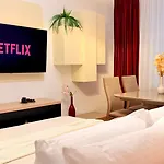 Serenity - Bright 2br On Calea Floreasca * Bukurešť