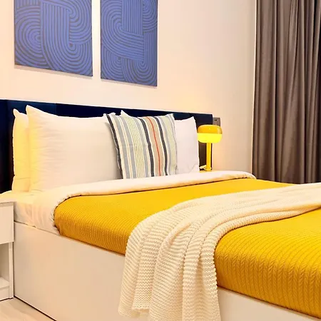 Serenity - Bright 2br On Calea Floreasca アパート ブカレスト