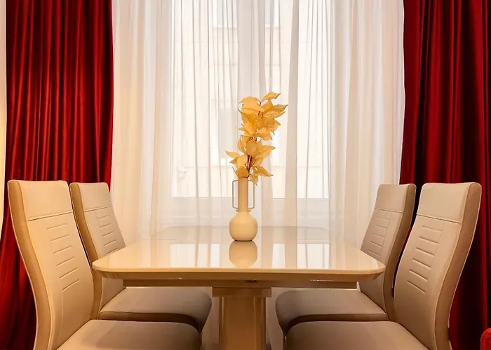 Serenity - Bright 2br On Calea Floreasca * ブカレスト