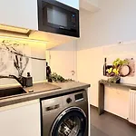 Serenity - Bright 2br On Calea Floreasca Apartmán